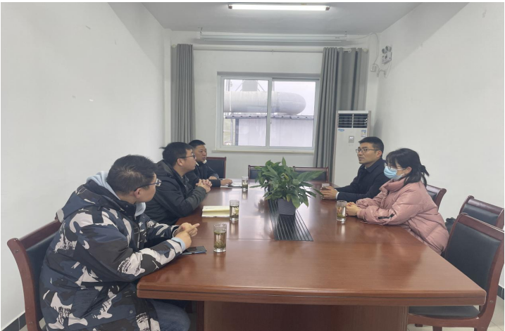 副区长程丽群、万顺利深入双益开展节前慰问检查