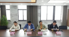 区担保公司召开业务检查报告会